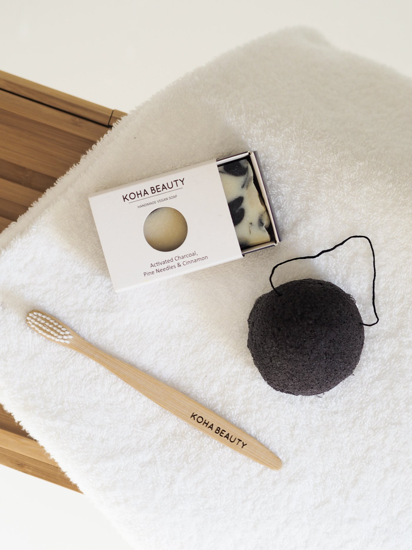 Buy Online Premium Quality Natural and Organic Gentleman's Core Kit | Buy Cruelty Free Cosmetics & Vegan Beauty Products Online - KOHA Beauty