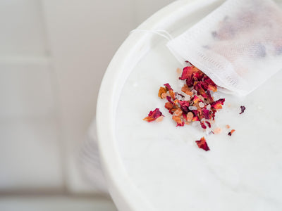 Buy Online Premium Quality Natural and Organic Sweet Rose Bath Salts | Buy Cruelty Free Cosmetics & Vegan Beauty Products Online - KOHA Beauty
